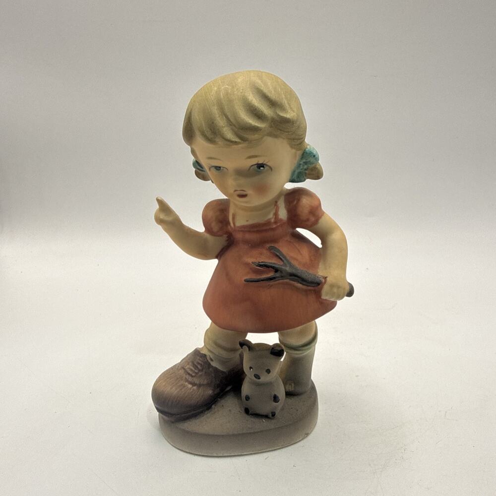 “The Old Woman in the Shoe” Porcelain Girl Teddy Bear Figurine Hummel Style *